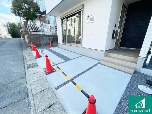 ★5(土)6(日)現地見学可能！★大津市一里山　限定1邸の駐車場|駐車スペース！散水栓があるので、こまめに愛車を洗えます！