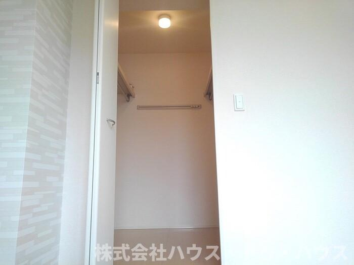 リヴィール　ソワ　Ⅱの収納