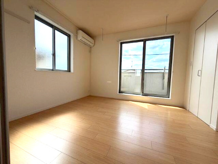 Ｓｕｎ－Ｒｉｃｈ（サン　リッチ）の内装|明るいお部屋です