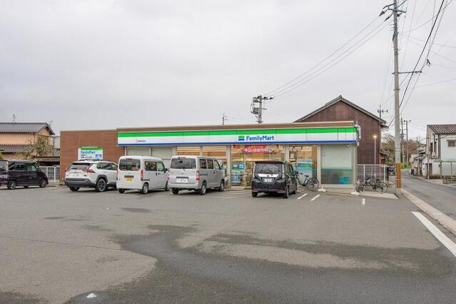 サンコート 飯塚市幸袋の周辺|ファミリーマート 飯…まで160m 