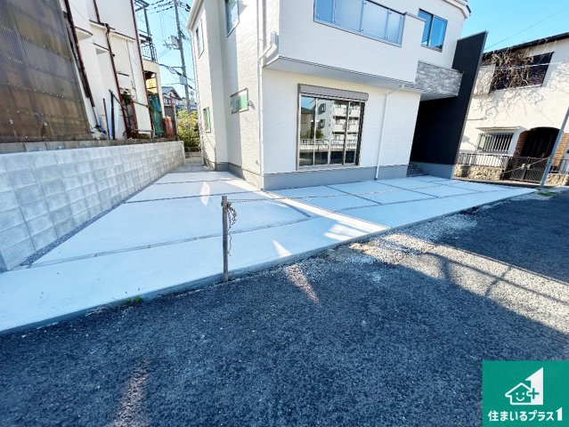 ◆羽曳野市南恵我之荘　第1期　新築一戸建ての駐車場|駐車スペース！散水栓があるので、こまめに愛車を洗えます！