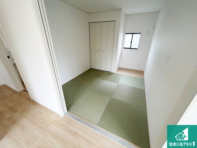 和歌山市有本　第3期　新築一戸建ての和室|一室あると便利な和室は客間としてだけでなく、小さなお子様のプレイルームやみんなでお昼寝もいいですね。