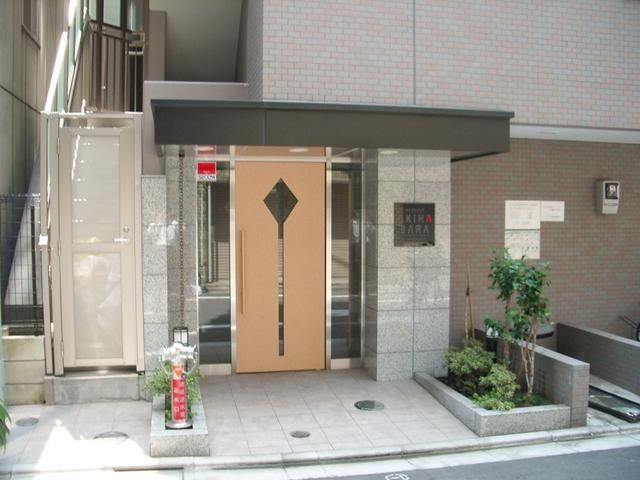 リクエスト秋葉原のエントランス