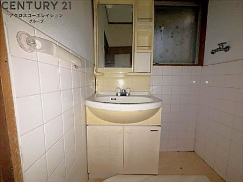室内に洗濯機置き場があります