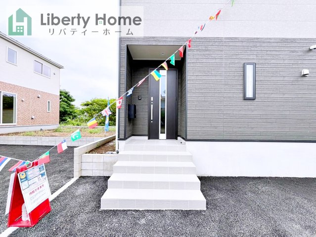 古河市中田第6　新築戸建　2号棟のエントランス
