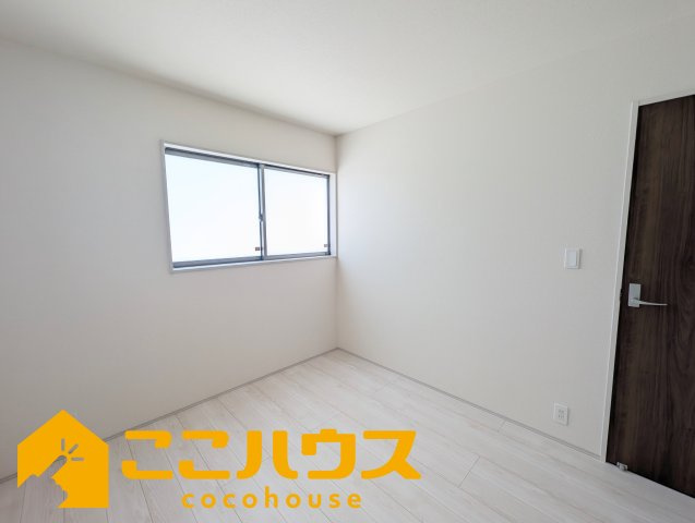 うるま市前原　新築戸建て　全10棟　1号棟の子供部屋|子供部屋5.2帖