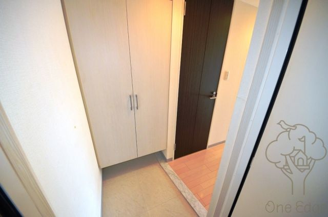 ロイヤルレジデンス北梅田の玄関