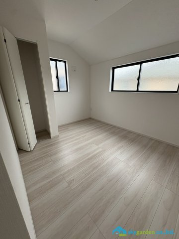 藤沢市辻堂新町5期　新築戸建　全2棟2号棟の洋室|コンパクトで使いやすい洋室です