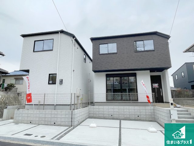 13日(土)14日(日)現地見学可能！神戸市北区鈴蘭台北町　全2邸の外観|安心の10年保証！外観を美しく保ち、雨水で汚れを落とします！気になることがありましたら、お気軽にお問い合わせください！