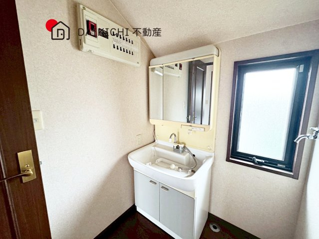 【独立洗面台】 | 鴻巣市神明町　中古戸建