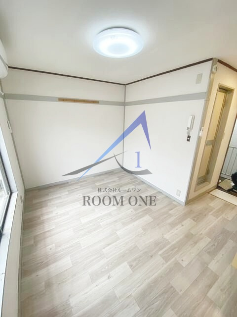 メゾン高円寺の居間・リビング|洋室のお部屋です。