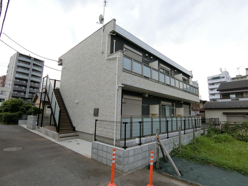 狭山市富士見１丁目のアパート