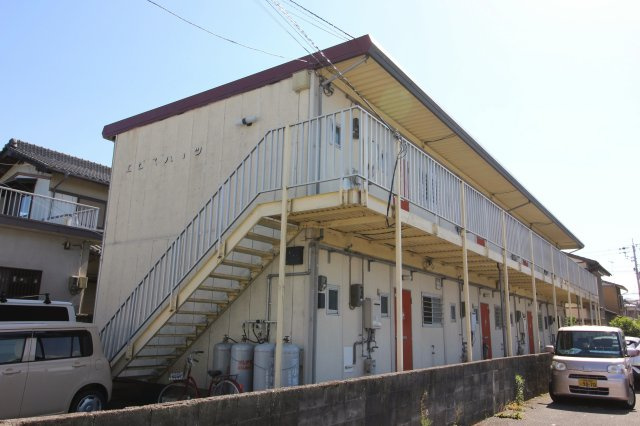 小松島市横須町のアパート