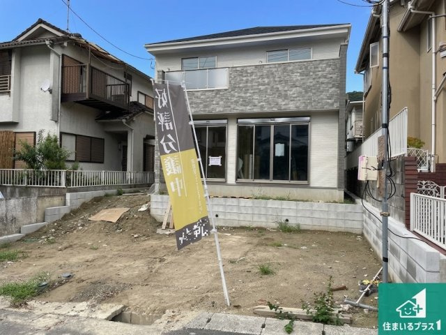★宇治市明星町　第2期　新築一戸建ての外観|周辺は落ち着いた街並みの住宅地！子育てがしやすい住環境です！まだ未完成ですが、現地でしかわからない事もございます。是非一度ご覧ください。
