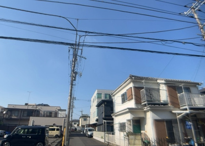 【展望】 | サンクレイドル八王子川口 | 景色重視でお家選ぶをするとスーパーが遠い！学校が遠い！など生活をするうえで利便性で困ることもあります。まず一度現地を見学する際に、周辺の施設などがあるかを確認し、暮らし始めた後のことを想像しましょう。