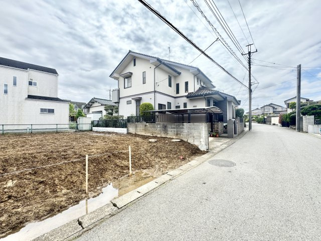 四街道市千代田３丁目の前面道路含む現地写真