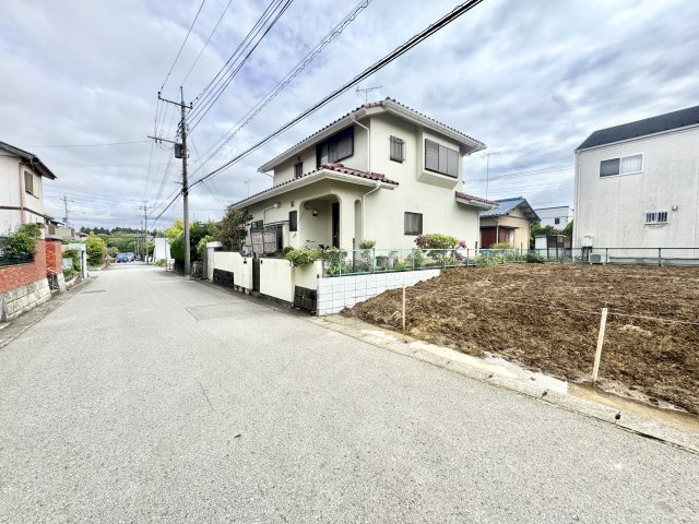 四街道市千代田３丁目の前面道路含む現地写真