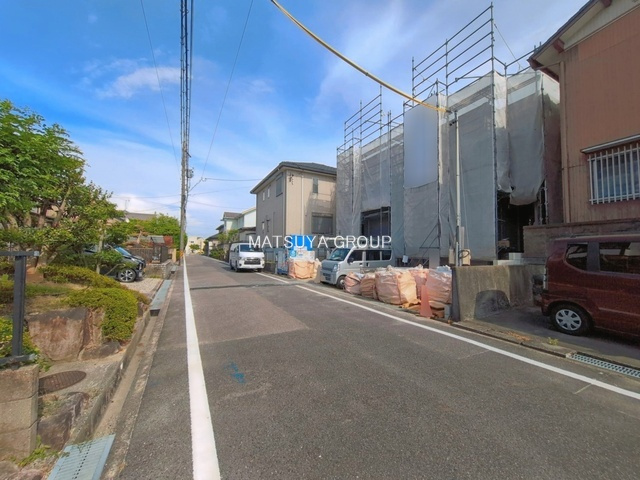 【前面道路含む現地写真】の画像