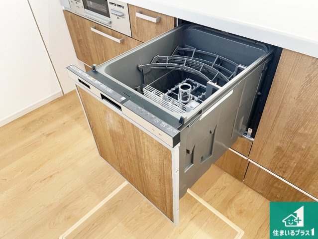 宇治市明星町　第2期　新築一戸建てのその他|食事後の一仕事、食器洗いをボタン一つでお任せできちゃいます！