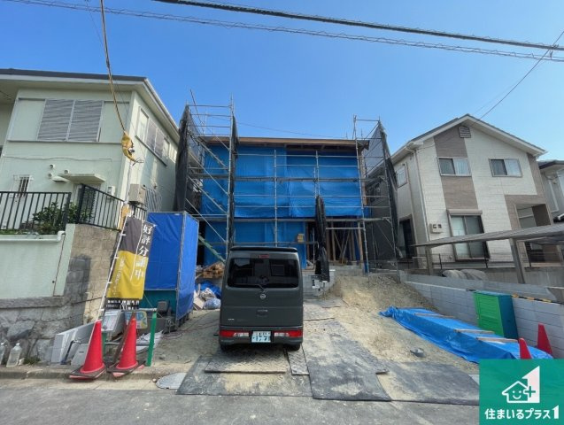 宇治市明星町　第2期　新築一戸建ての外観|周辺は落ち着いた街並みの住宅地！子育てがしやすい住環境です！まだ未完成ですが、現地でしかわからない事もございます。是非一度ご覧ください。