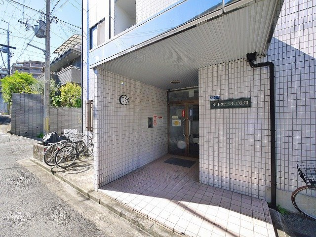 ルミエール1号館