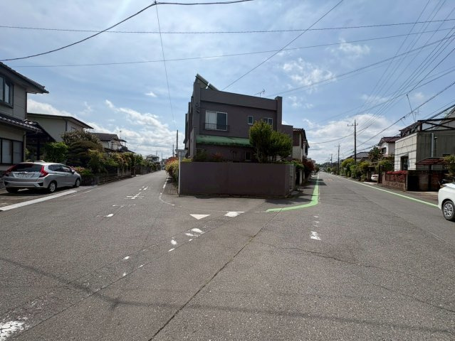 川越市かすみ野1丁目　建築条件付売地　JR川越線『笠幡駅』徒歩18分　【霞ヶ関南小学区】の前面道路含む現地写真