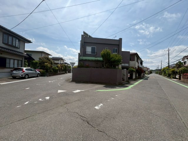 川越市かすみ野1丁目　建築条件付売地　JR川越線『笠幡駅』徒歩18分　【霞ヶ関南小学区】の前面道路含む現地写真