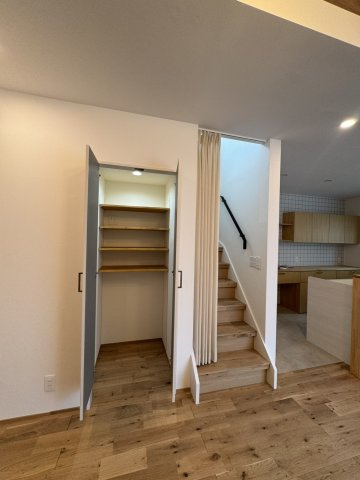 宇都宮市砥上町301-43の内装