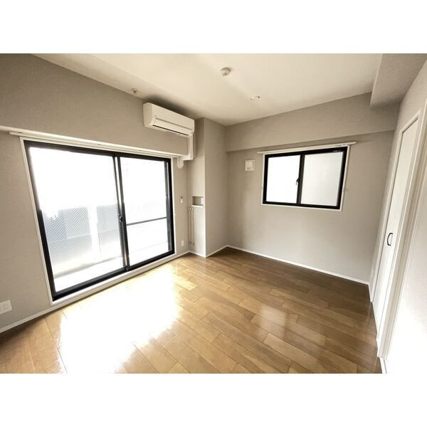 UN ROOMの居間・リビング