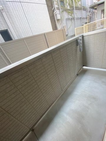 D-room寿のバルコニー