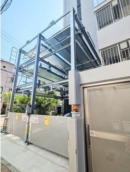 エスリード今池アヴェールの駐車場