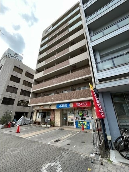 ニーズメゾン新栄の外観
