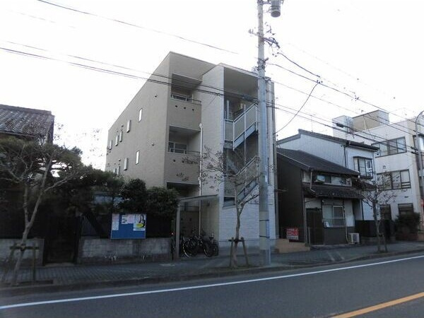 プランドール名駅西の外観