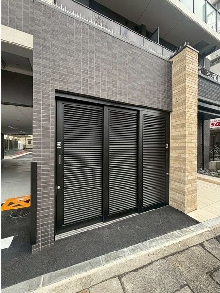 プレサンスレイズ桜山EAST