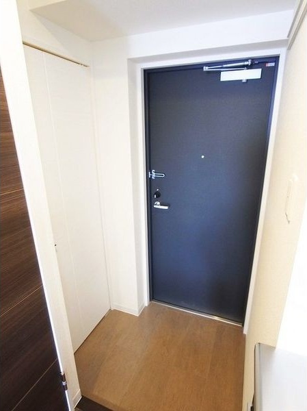 プレディアスタイル名古屋(旧GRAN 30 NAGOYA)の玄関