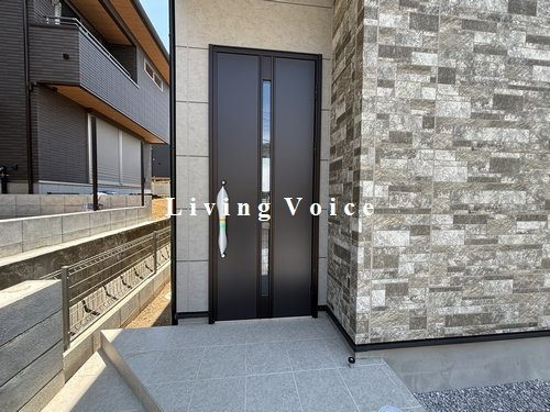 【エントランス】 | 【仲介手数料０円】厚木市鳶尾2期　新築一戸建て | 厚木市鳶尾2期　新築一戸建て