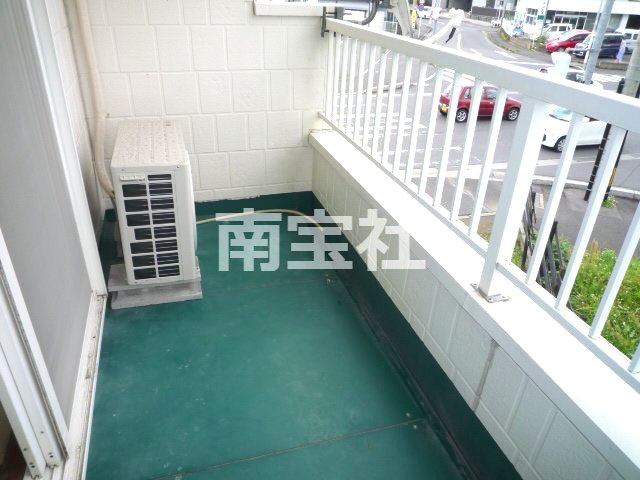 【バルコニー】