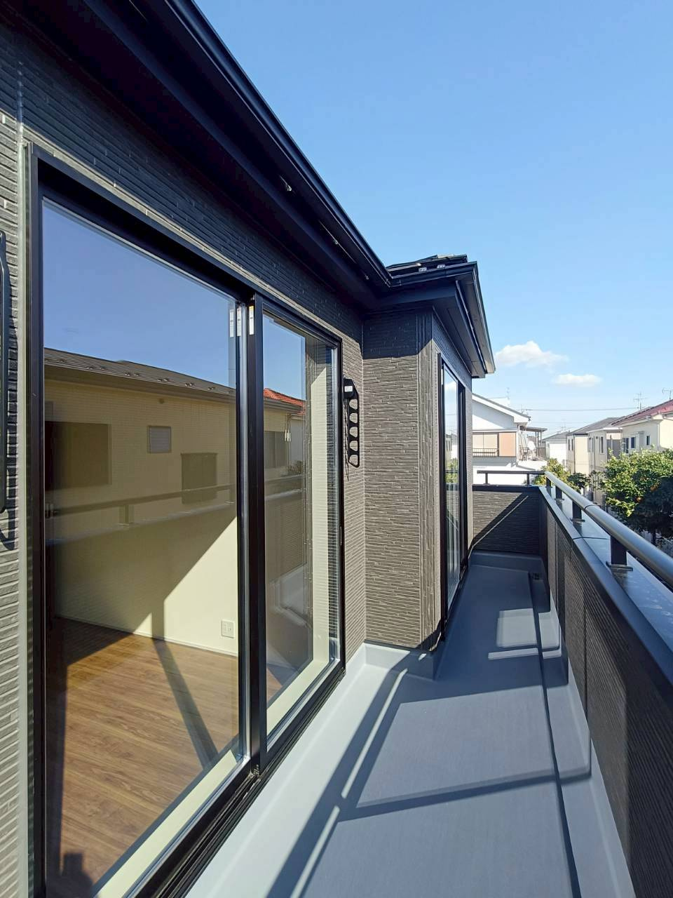 八潮市　八潮7丁目　新築戸建　全4棟のバルコニー|施工例です