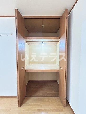 クレール上祇園の収納