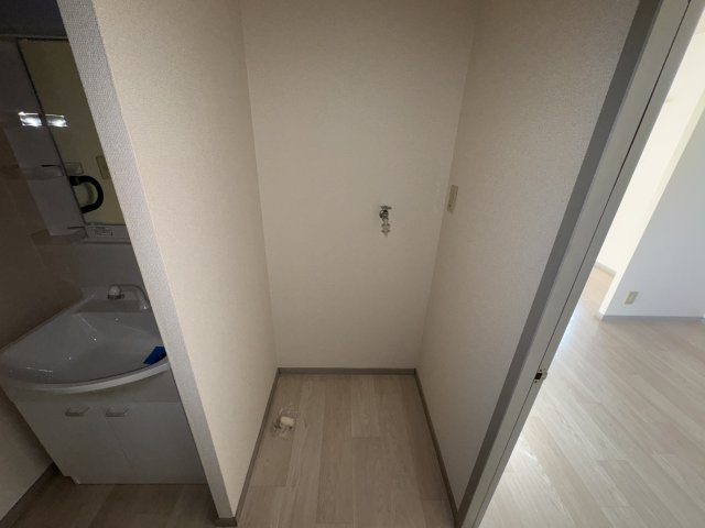 サンハイム井野Ⅰの内装|室内洗濯機置場