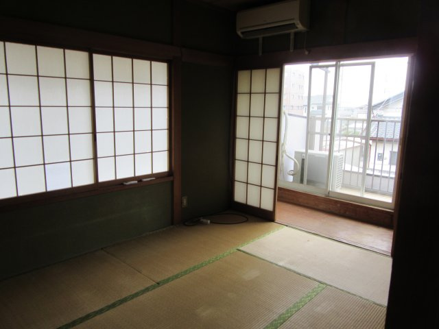 富士原町貸住宅の和室