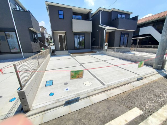八潮市　八潮7丁目　新築戸建　全4棟の駐車場|施工例です