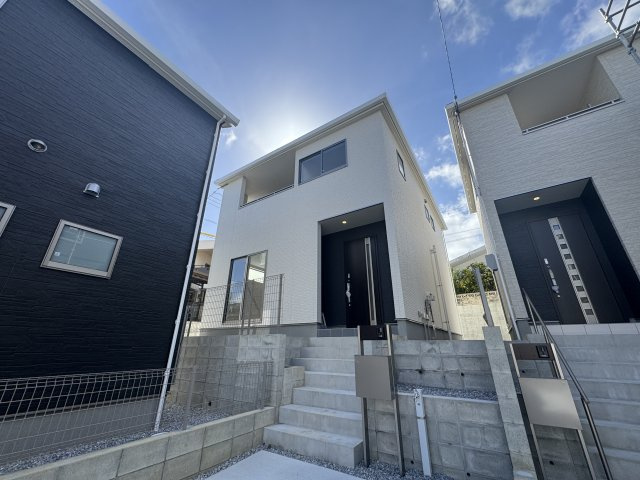豊見城市豊見城（全4棟）1・3号棟の外観|3号棟　駐車3台可♪