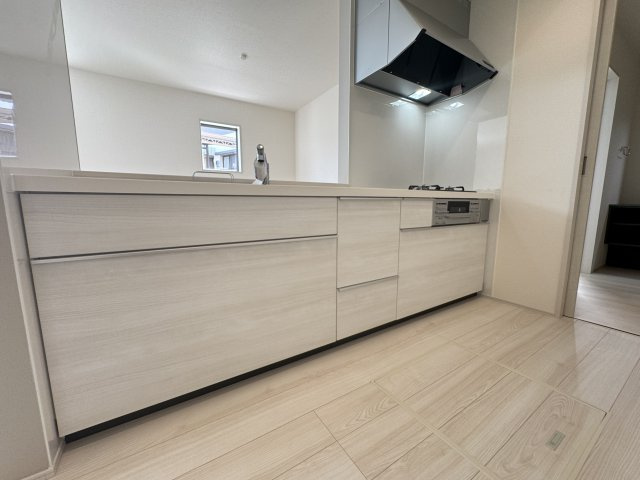 豊見城市豊見城（全4棟）1・3号棟のキッチン|3号棟　使いやすいシステムキッチン♪