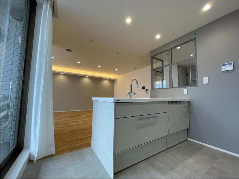 ライオンズスクエア用賀のキッチン|ライオンズスクエア用賀：あると便利な食器洗浄機付きのＩＩ型システムキッチンは収納力もありキッチン用品もスッキリ収納可能です！