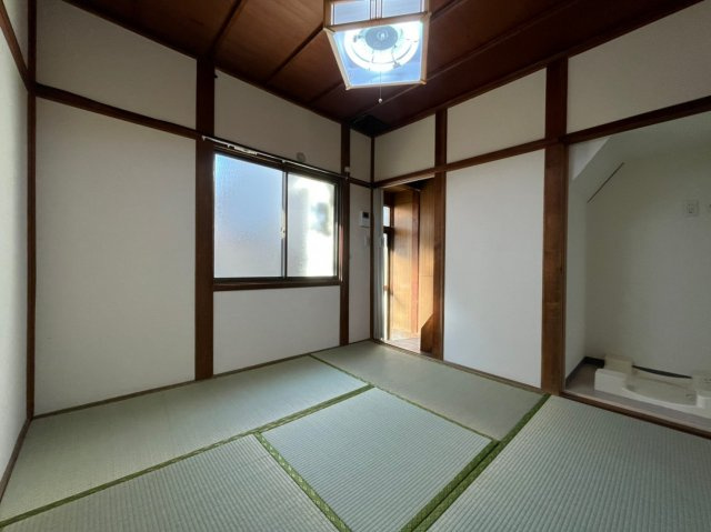 泉が丘５丁目戸建の居間・リビング