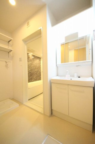 ウエストフィール・ネオの洗面所|※お部屋により仕様が異なる場合があります