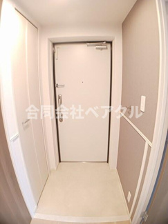 【玄関】 | アーバンコート堀川西 | 収納もある玄関です