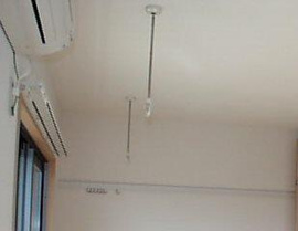 洋室８．３帖☆室内物干し有り！