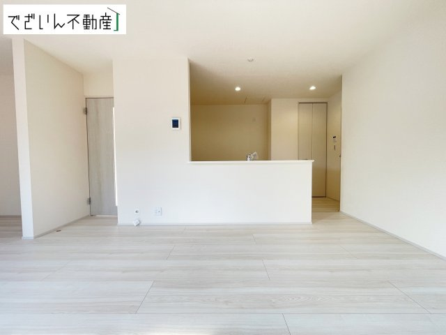 【居間・リビング】 | Livele Garden.S熊谷市拾六間 第6　新築住宅 | ≪1号棟≫
現地(2026年7月撮影)